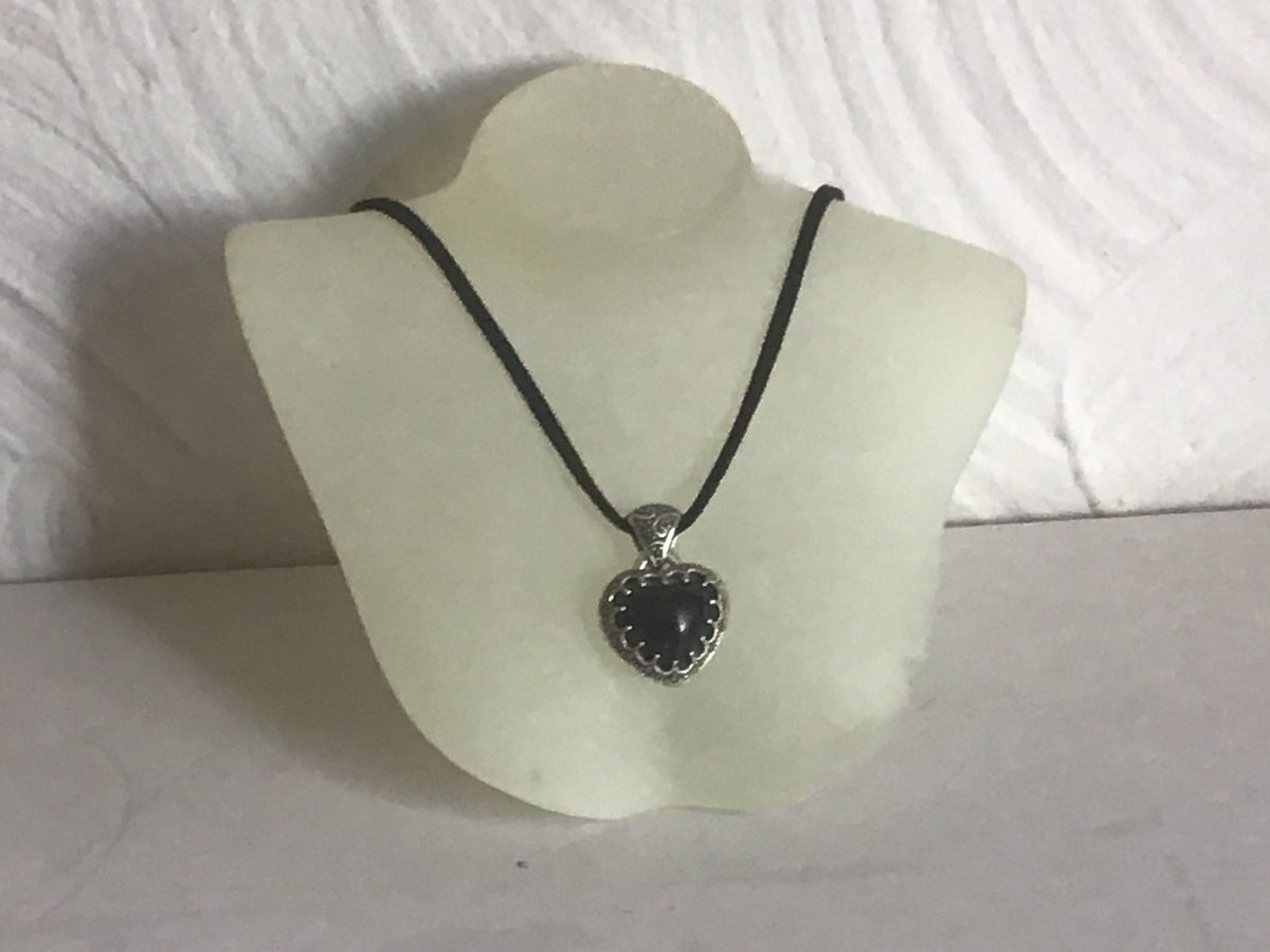 Beautiful Sterling Silver hallmarked Black Onyx heart