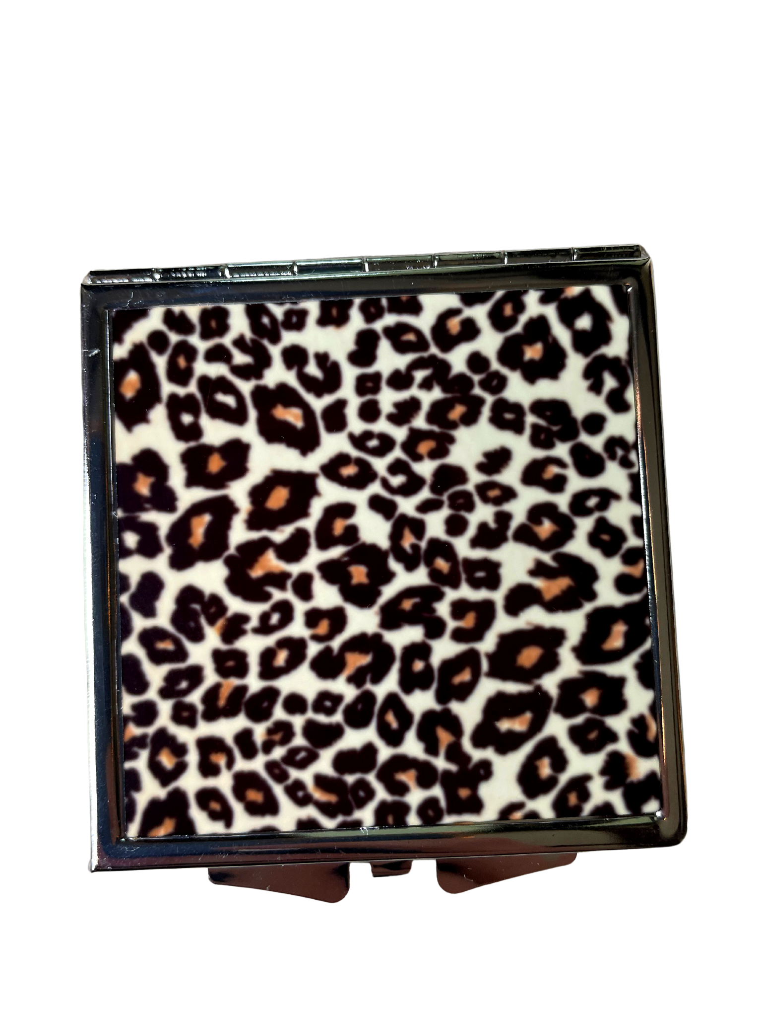 *Compact mirror with leopard print